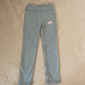 Girls Nike Leggings